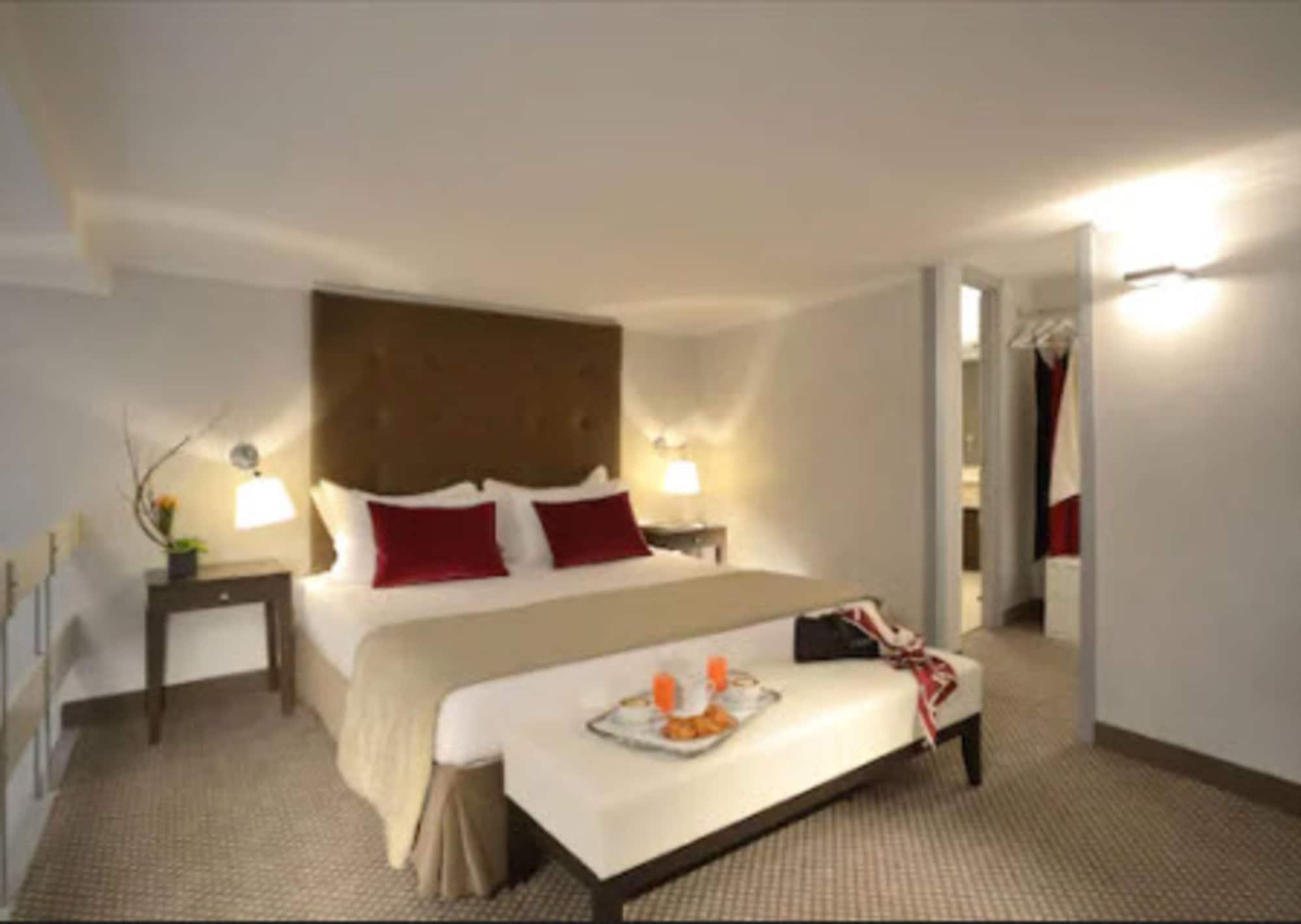 Colonna Palace 4* Roma